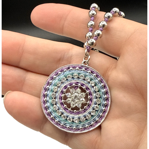 Jessica Simpson Necklace 19 in Pave Crystal Medallion Purple Blue Silver Tone - Picture 1 of 5
